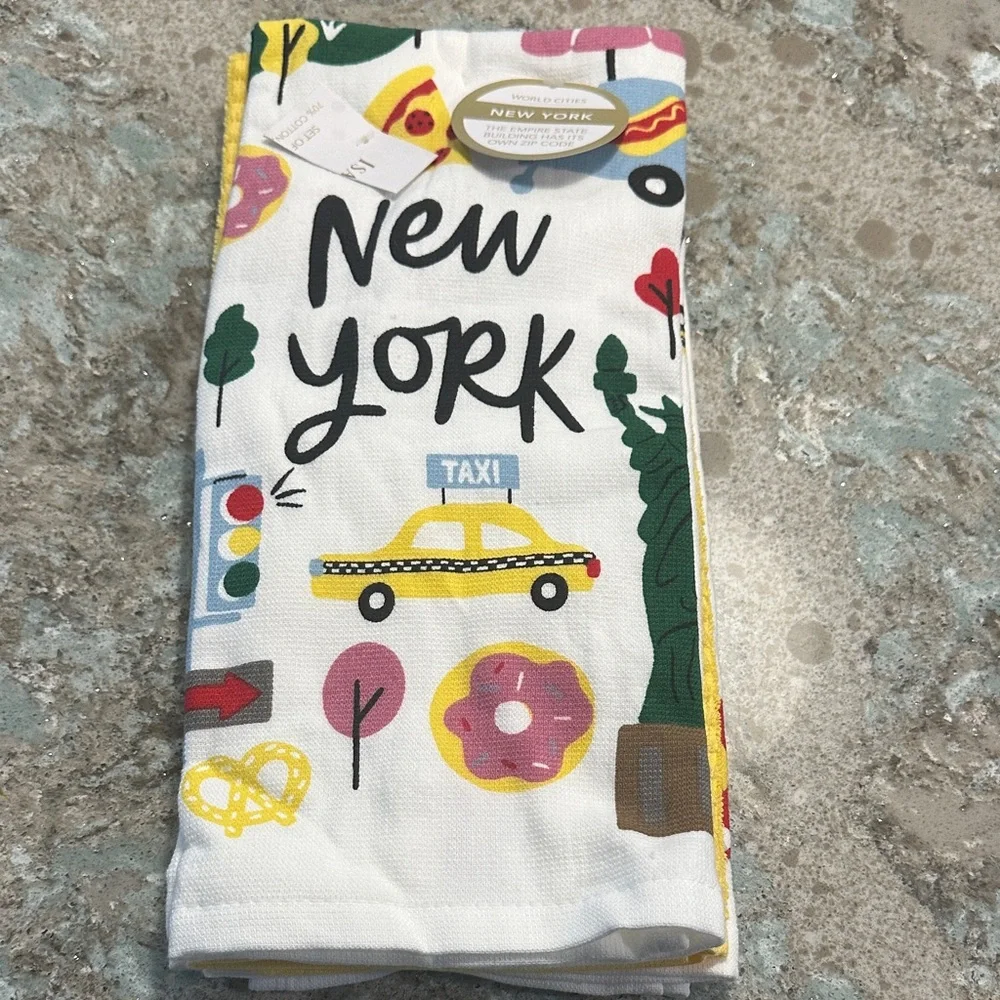 NWT New York Themed Kitchen Towel set - Picture 1 of 2